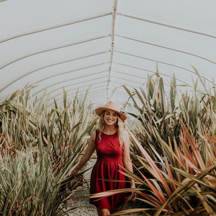 Portrait of Ananya meditation instructor